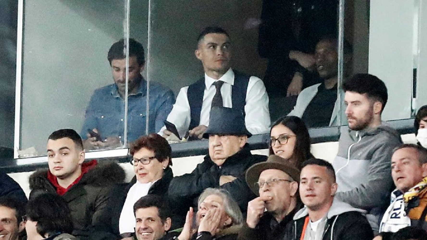 اتفاق عجیب و غریب در باشگاه منچستریونایتد فرگوسن، رونالدو را راضی می‌کند؟