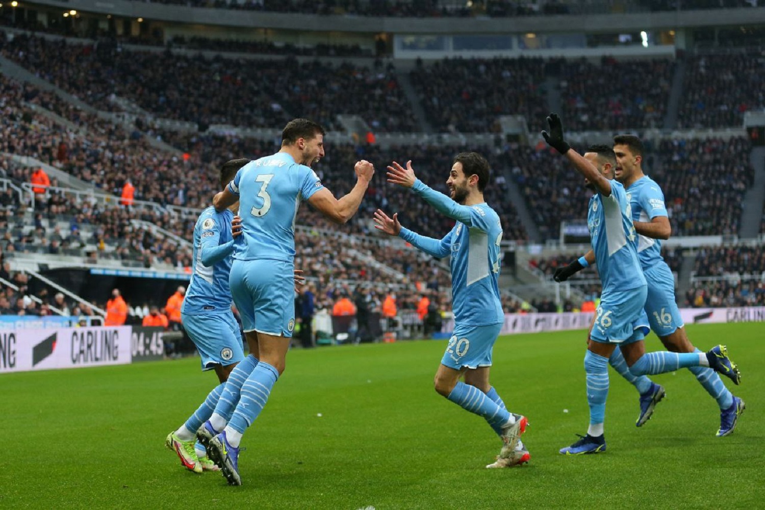 تغییر و تحول در محیط سمی آبی‌ ها ماجرای یک خودکشی! فرهنگ باشگاه باید بهبود پیدا کند