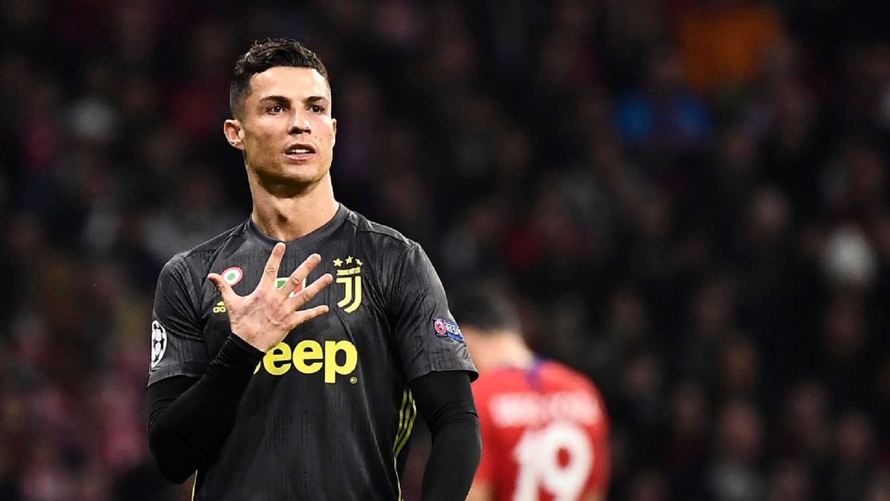 حمله هواداران به رونالدو هشتگ ضد کریستیانو ترند شد