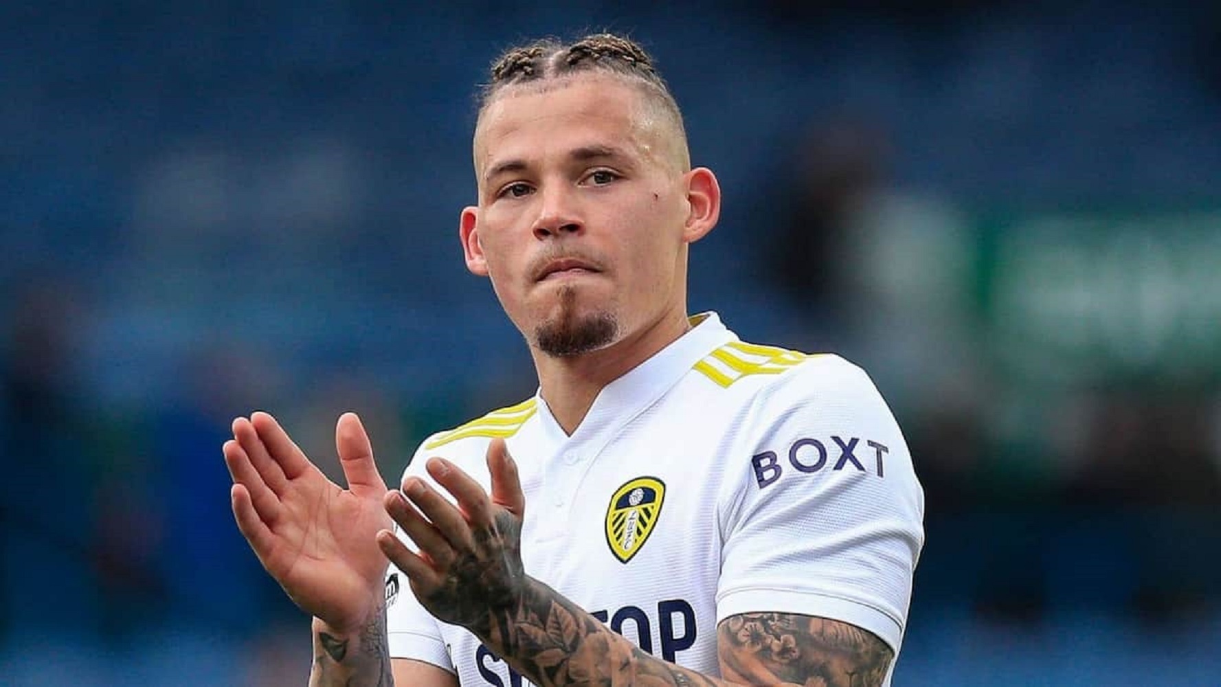 خودم انتخاب کردم آبی‌پوش شوم هرگز پیشنهاد قرمزها را نمی‌پذیرم!