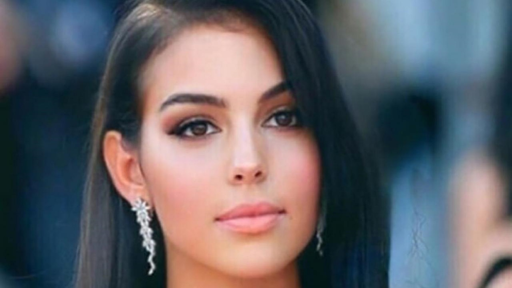 فالو کردن یک صفحه توسط نامزد رونالدو خبرساز شد جورجینا تیم بعدی کریس را لو داد!