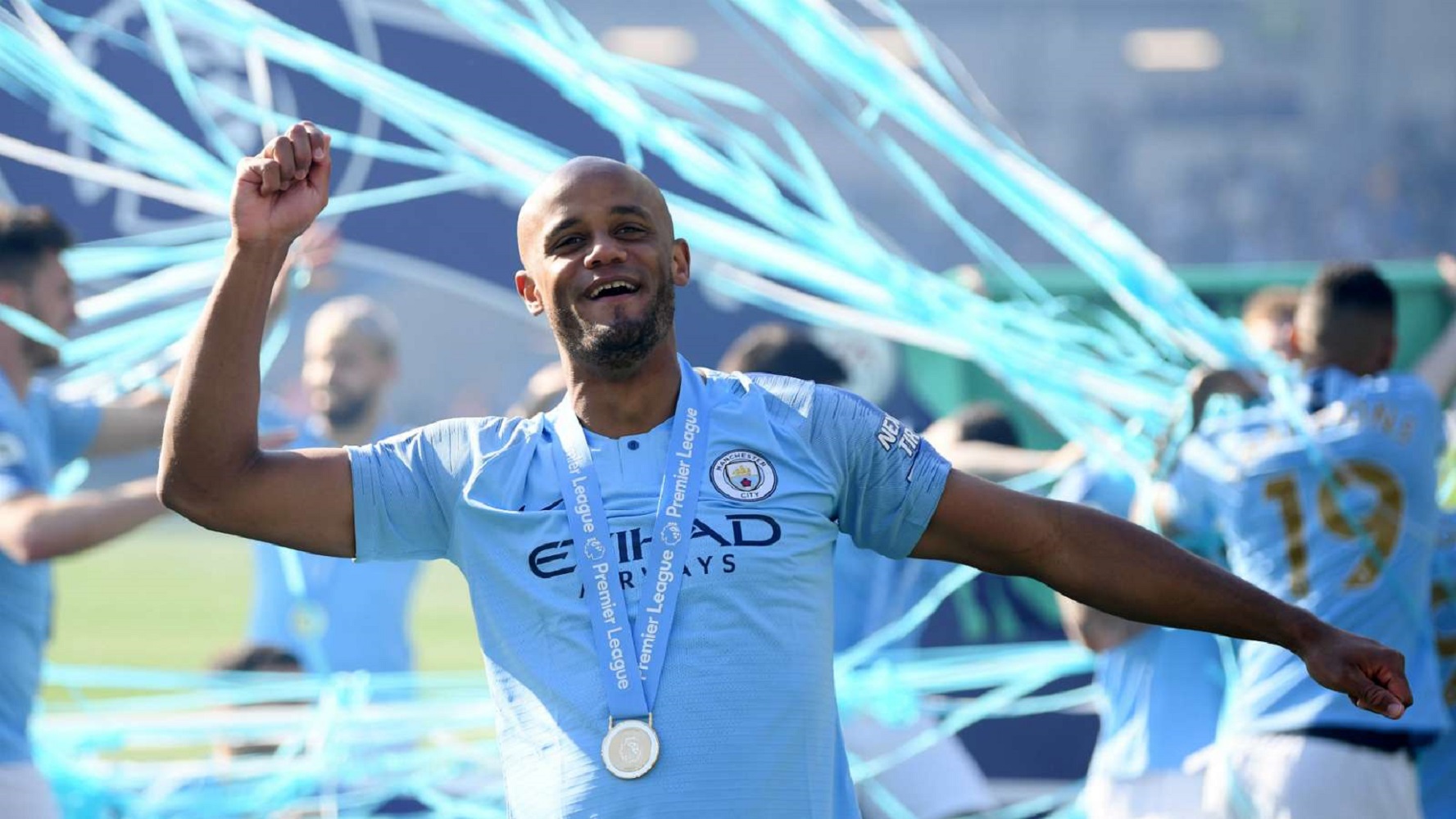 کاپیتان سابق قهرمان لیگ برتر سرمربی تیم سقوط کرده شد - اخبار لیگ جزیره کاپیتان سابق قهرمان لیگ برتر سرمربی تیم سقوط کرده شد