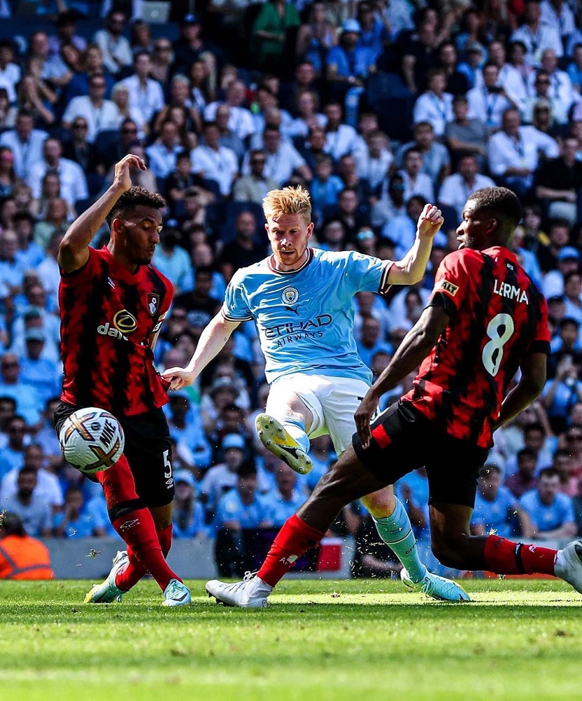 استایل دیدنی کوین دی بروینه روی گلی که با بیرون پا زد - اخبار لیگ جزیره استایل دیدنی کوین دی بروینه روی گلی که با بیرون پا زد