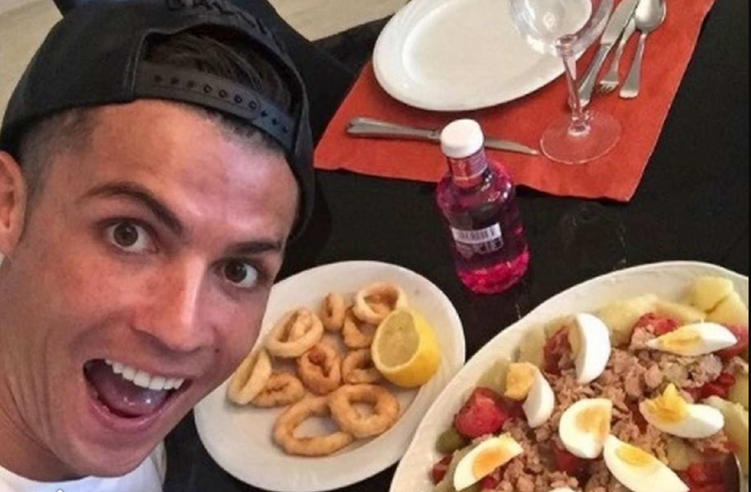 رستوران ۵ ستاره منچستریونایتد؛ اینجا استیک‌ هاوس هم موجود است!