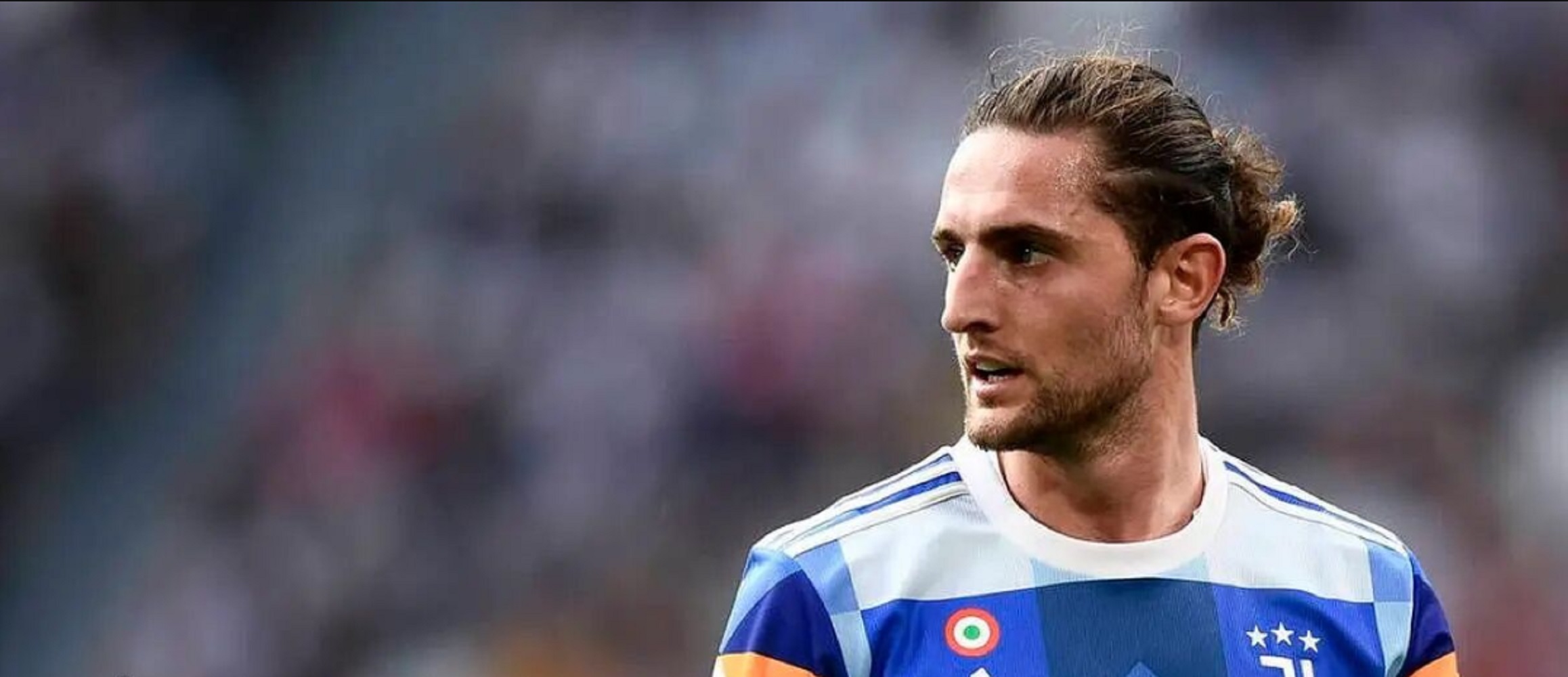 افشاگری علیه مادر ستاره‌ ای که قرار بود قرمزپوش شود من این مبلغ هنگفت را می‌خواهم