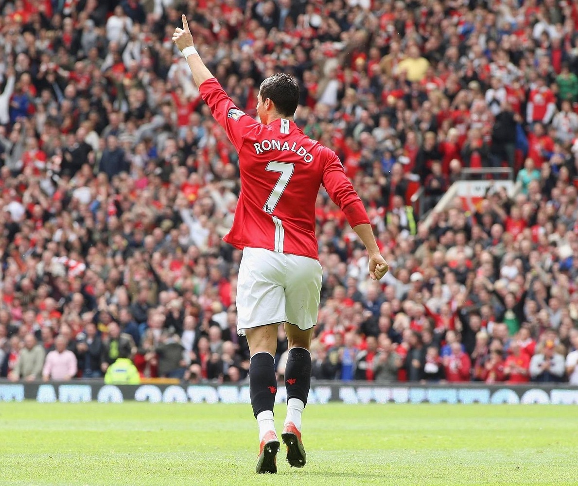 رونالدو و 2 هت‌ تریک برای منچستریونایتد در 37 سالگی!