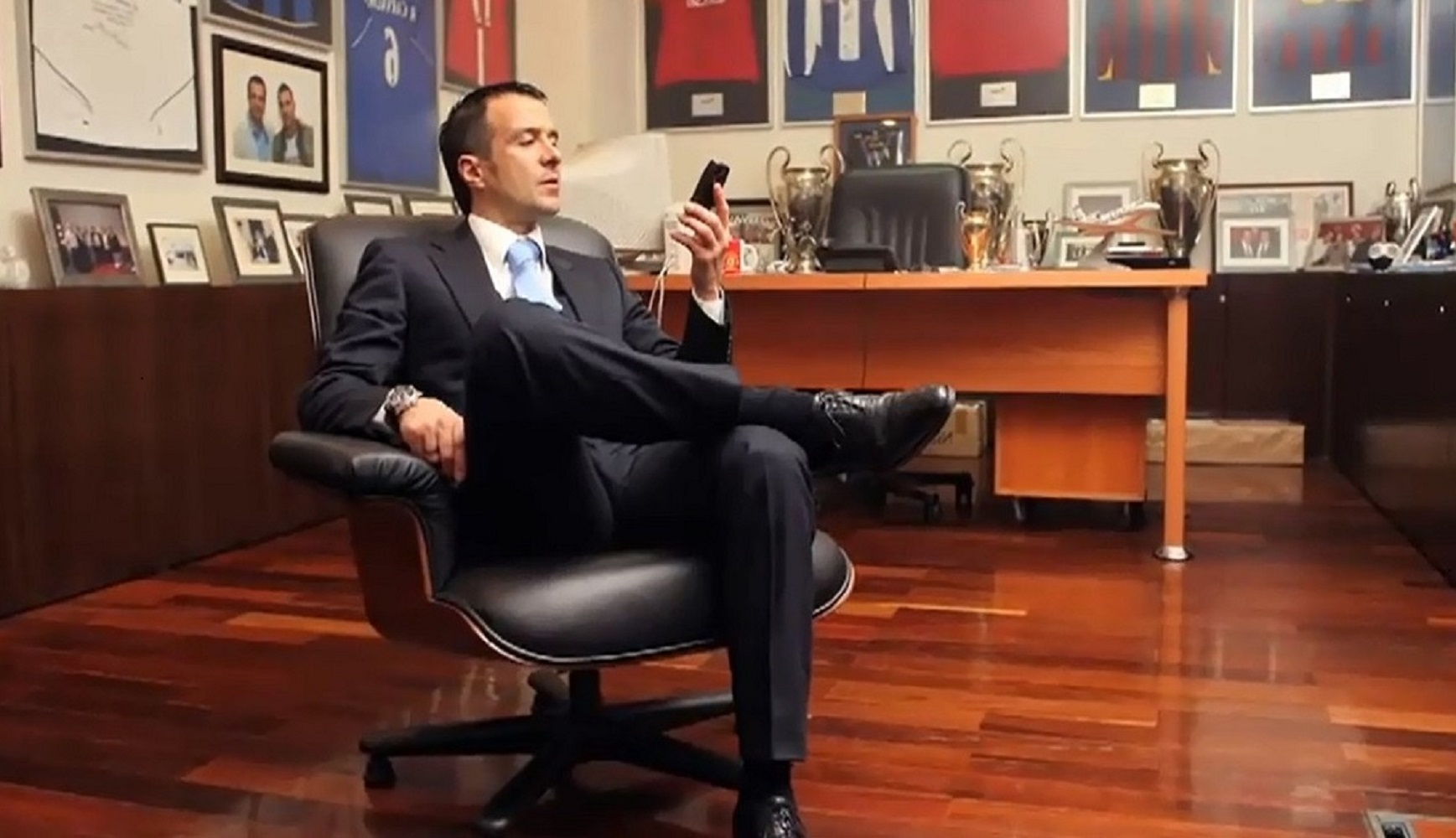 ژرژ مندس دست بردار نیست نهایت تلاش برای جدایی رونالدو از منچستر یونایتد و یافتن تیم جدید