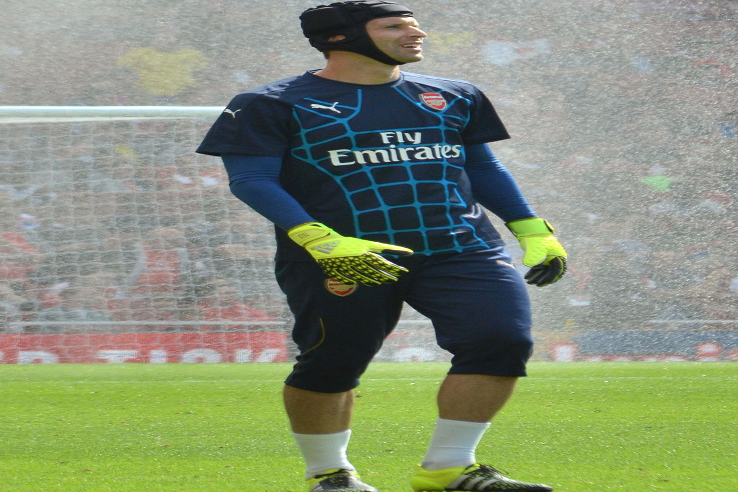 اخبار لیگ جزیره دروازه بان افسانه ای چلسی ۴۲ ساله شد