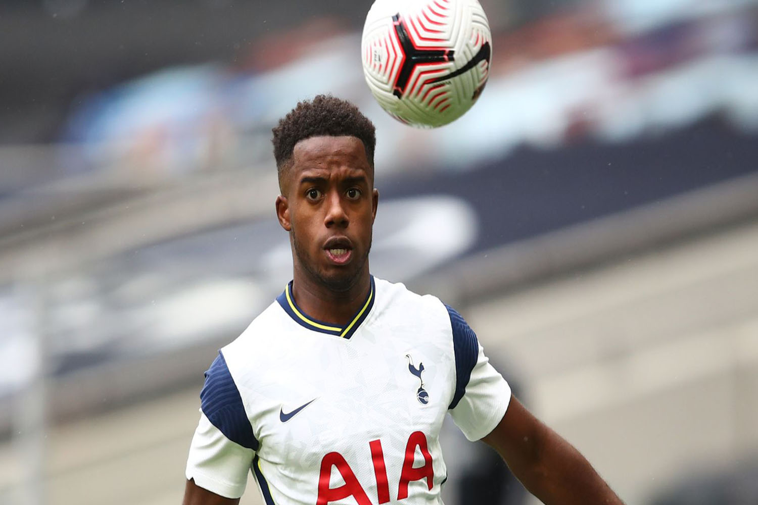 اخبار لیگ جزیره مدافع چپ پای ۲۵ میلیون پوندی تاتنهام را ترک می کند