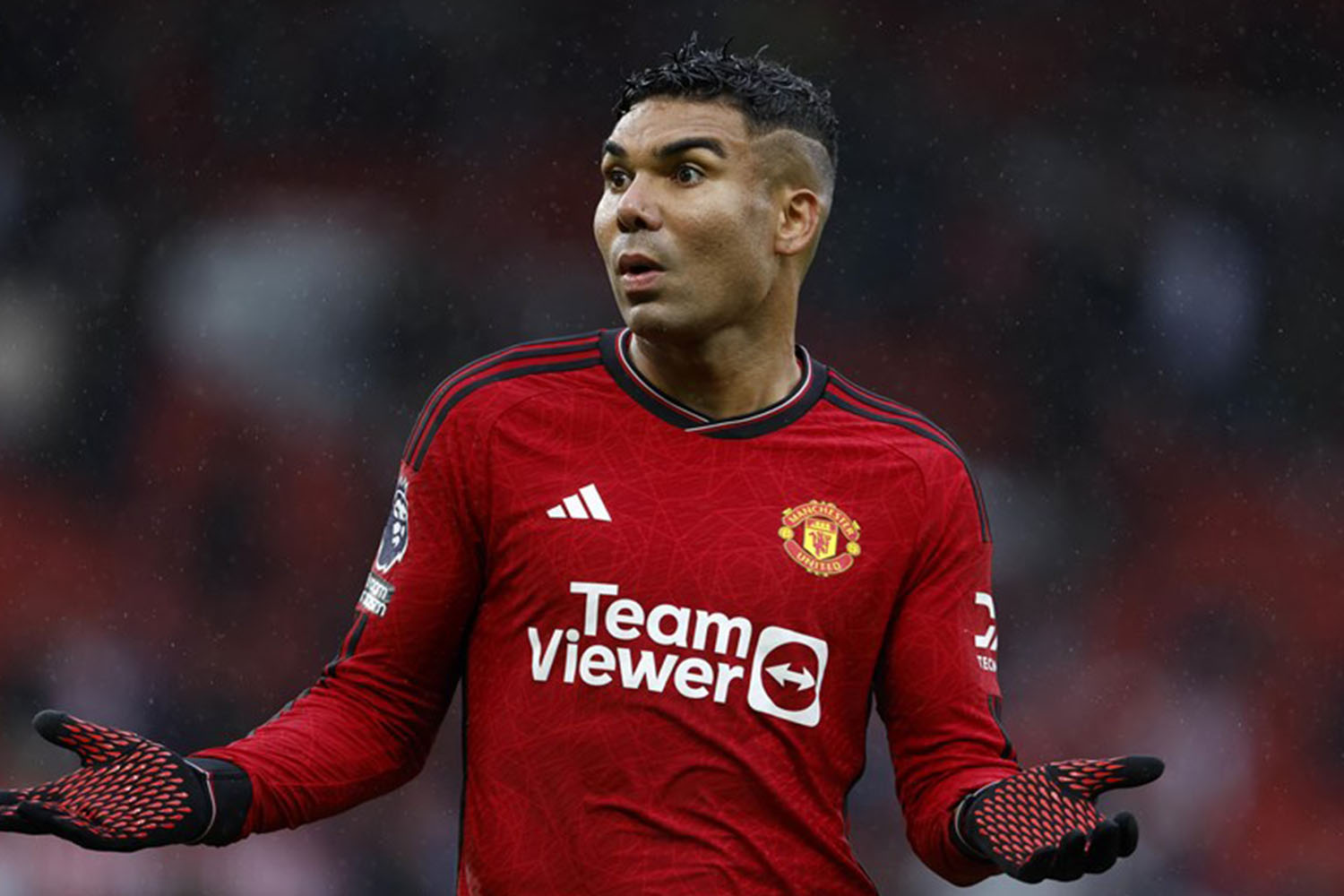 اخبار لیگ جزیره واکنش ستاره منچستریونایتد به انتقادها به هیچ دردی نمی‌خورم