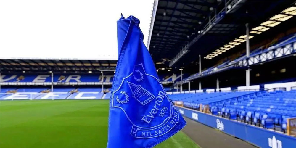 خواننده معروف اورتون را از مشیری میخرد - اخبار لیگ جزیره خواننده معروف اورتون را از مشیری میخرد