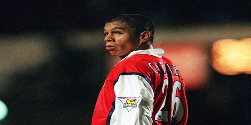 مرگ ناگهانی مهاجم سابق آرسنال در جریان بازی