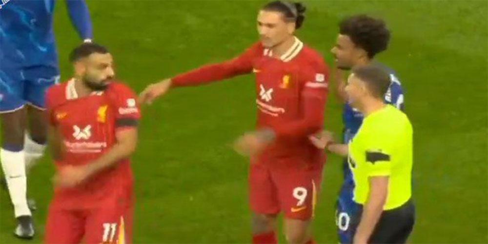 صلاح می‌خواست داروین را کتک بزند! ‏