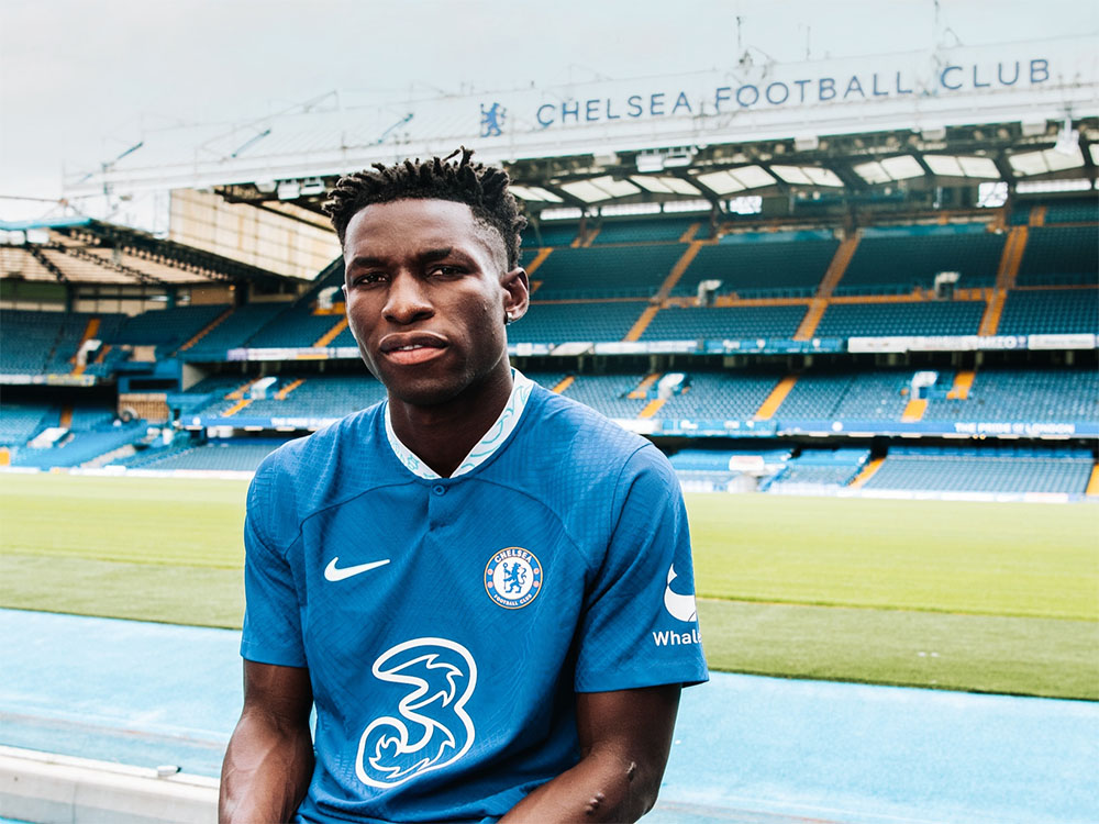 نژادپرستی در اینترنت؛ محرومیت یک هوادار در پی توهین به نیکولاس جکسون - اخبار لیگ جزیره نژادپرستی در اینترنت؛ محرومیت یک هوادار در پی توهین به نیکولاس جکسون