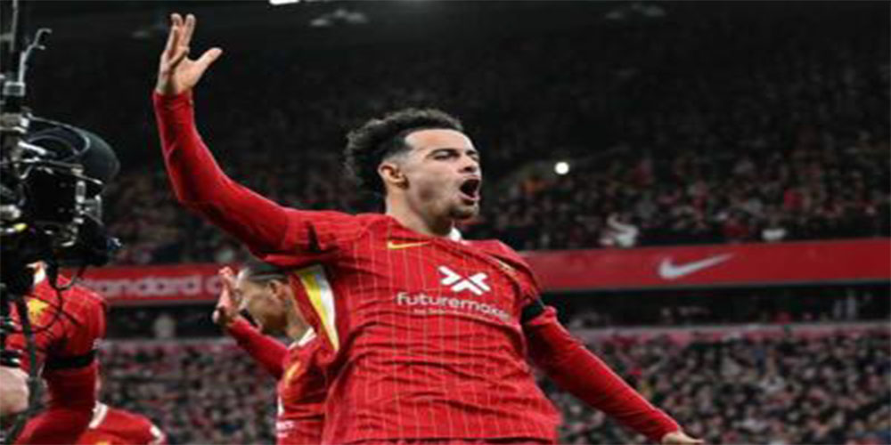 گلزن لیورپول: پدر شدن بهترین اتفاق دنیاست!