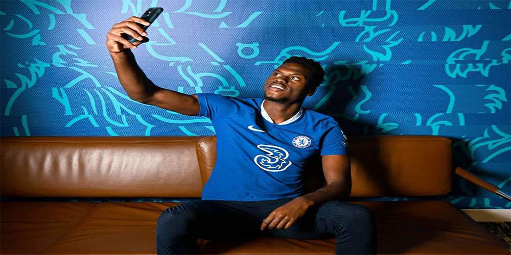 چلسی تصمیمی برای فروش مدافع جوان خود ندارد