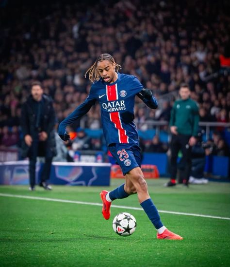 عکس بردلی بارکولا فوتبالیست عکس بردلی بارکولا فوتبالیست