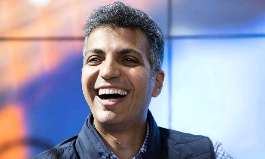 والپیپر عادل فردوسی پور برای کامپیوتر