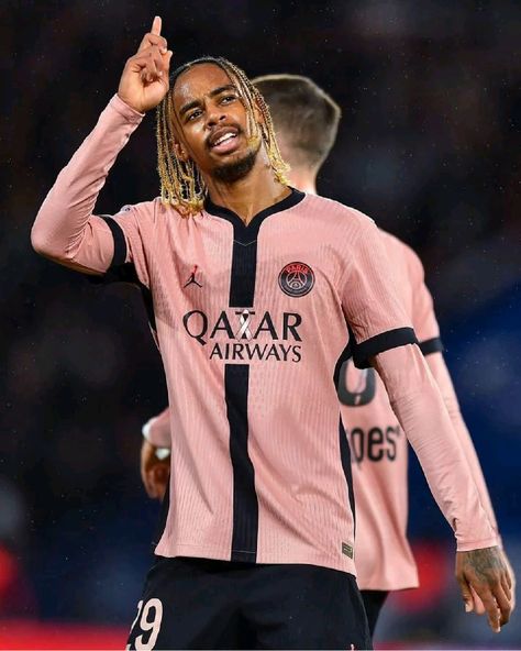 والپیپر بردلی بارکولا والپیپر بردلی بارکولا