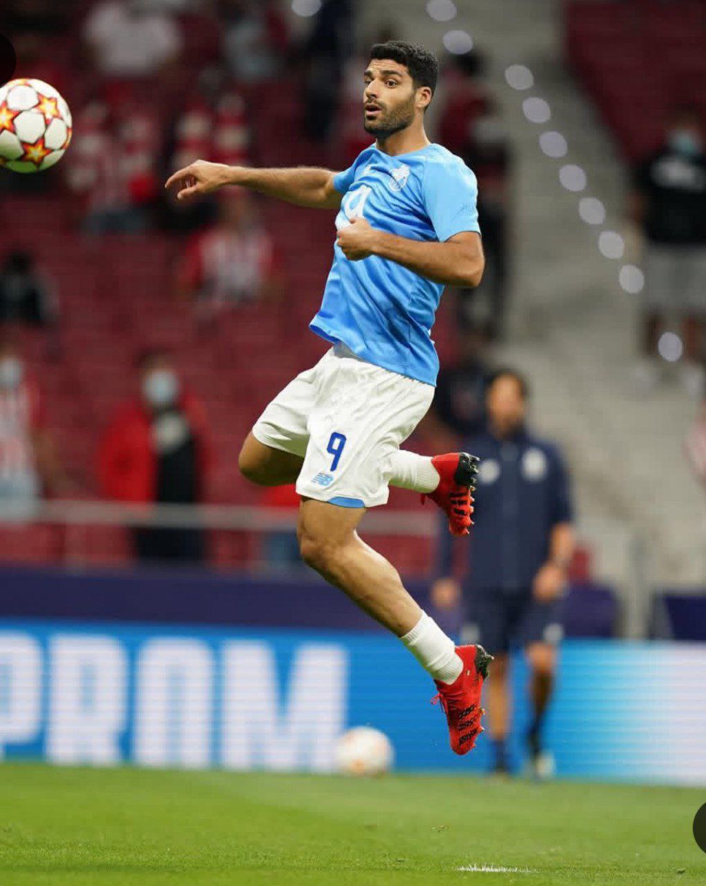 Mehdi Taremi wallpaper 4k