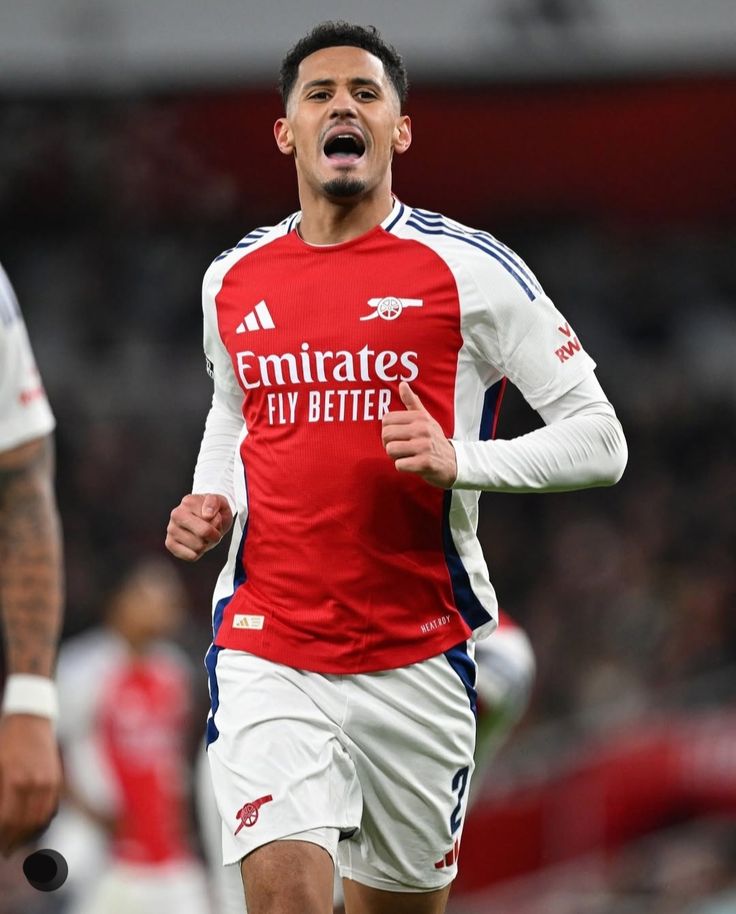 wallpaper 4k William Saliba