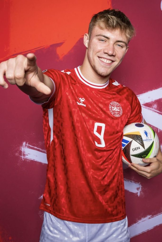 wallpaper Rasmus Højlund