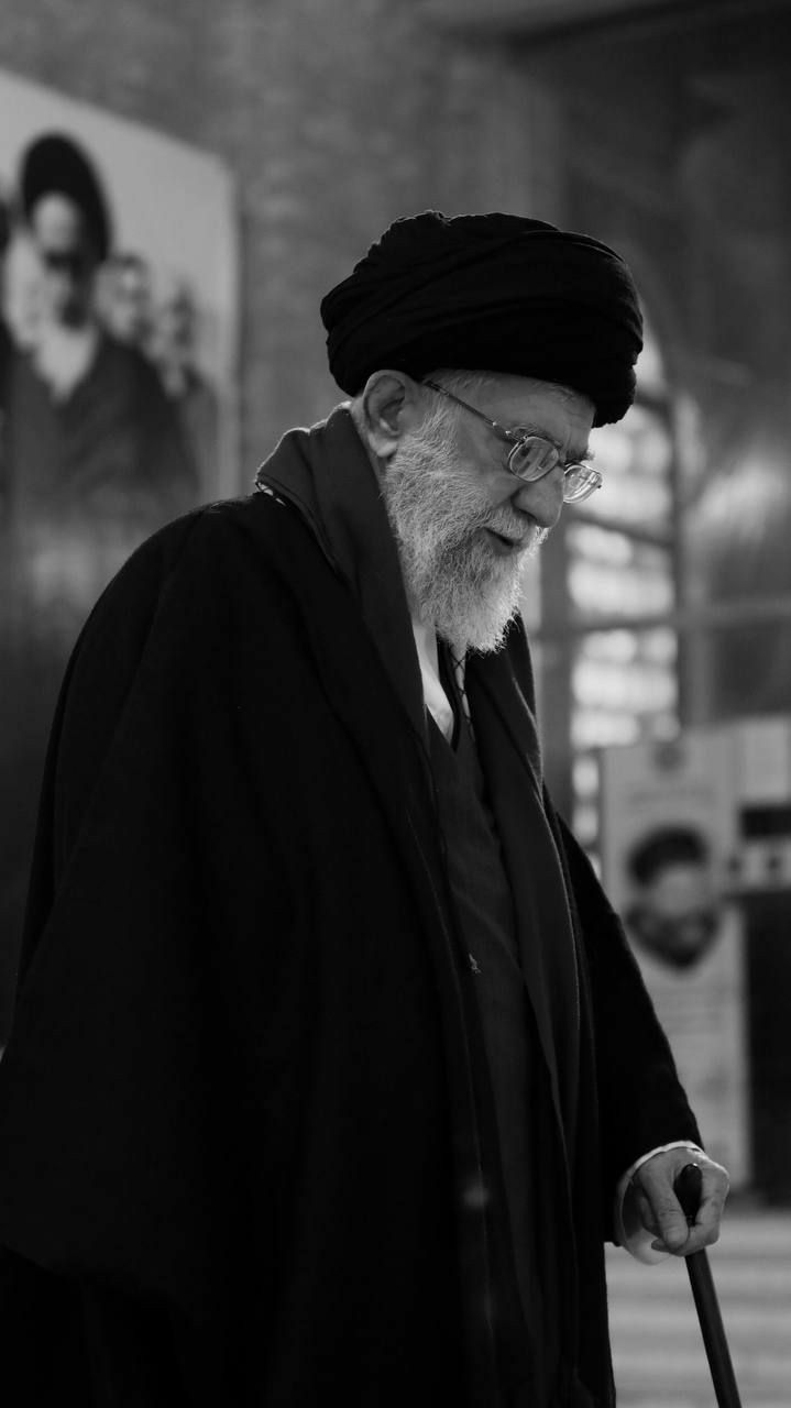 سیاست داخلی سید علی خامنه‌ای