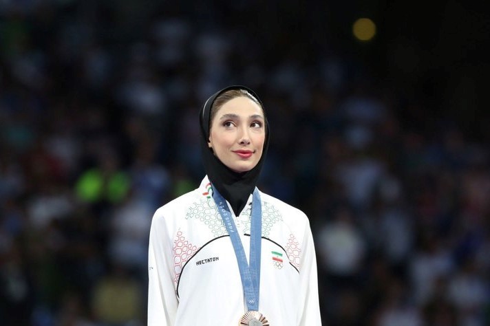 مبینا نعمتزاده برنز المپیک ۲۰۲۴ در تکواندو مبینا نعمتزاده برنز المپیک ۲۰۲۴ در تکواندو
