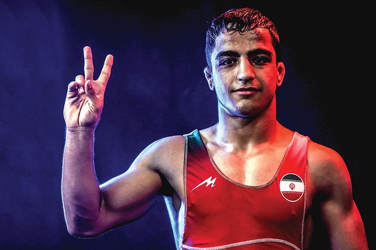 والپیپر احمد محمدنژاد جوان