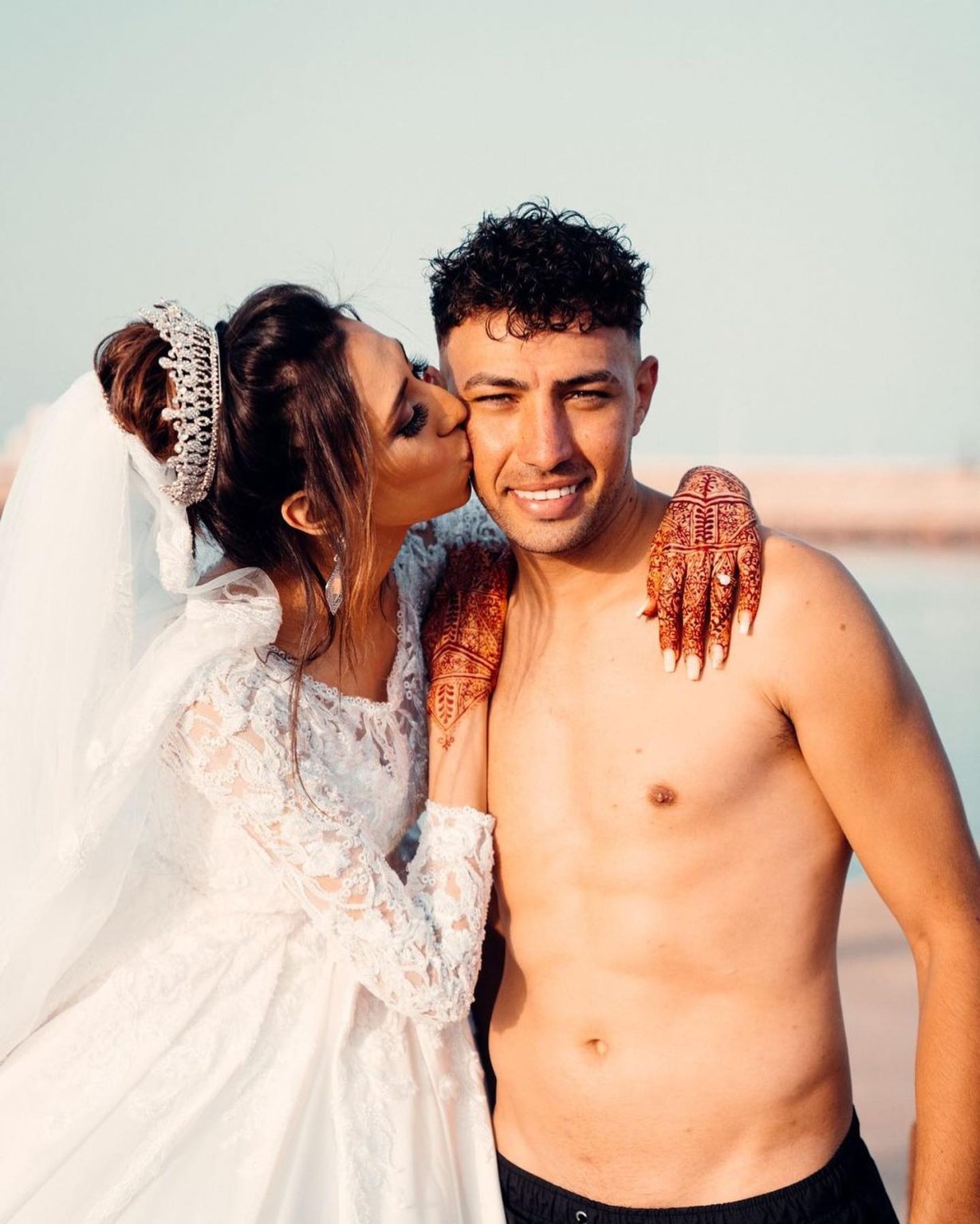 والپیپر همسر منیرالحدادی