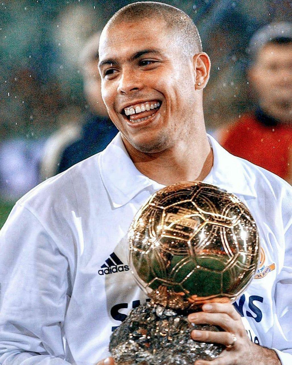 رونالدو نازاریو چند توپ طلا دارد رونالدو نازاریو چند توپ طلا دارد