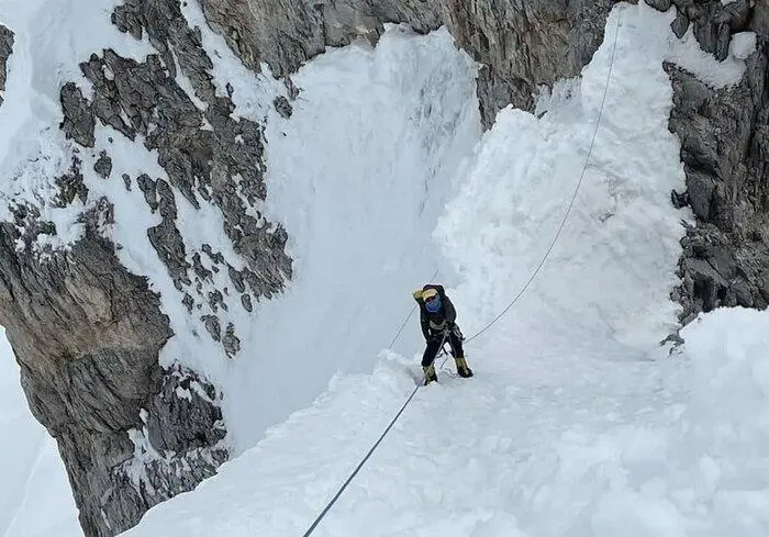افسانه در کوهنوردی رکورد شکست افسانه در کوهنوردی رکورد شکست