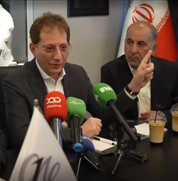 بابک زنجانی و پشتپرده تغییرات بانک آینده بابک زنجانی و پشتپرده تغییرات بانک آینده