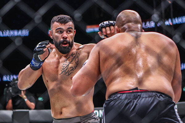 تحلیل کارشناسان از مبارزه امیر علیاکبری تحلیل کارشناسان از مبارزه امیر علیاکبری