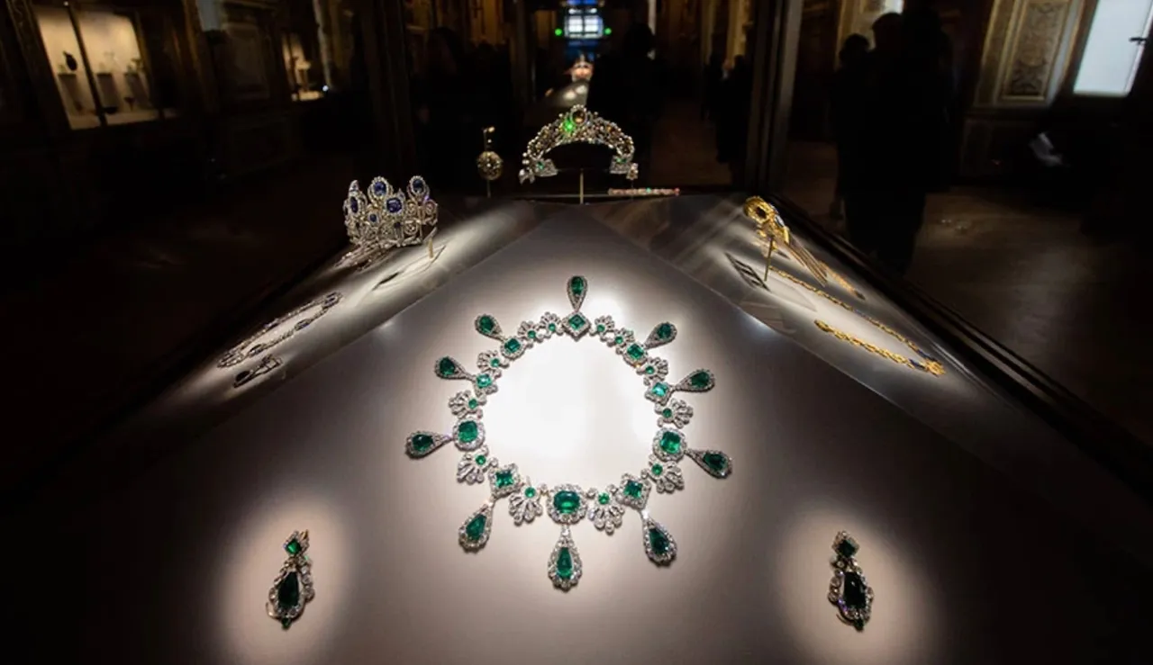 پاول دورف از موزه لوور ابوظبی حمایت کرد پاول دورف از موزه لوور ابوظبی حمایت کرد