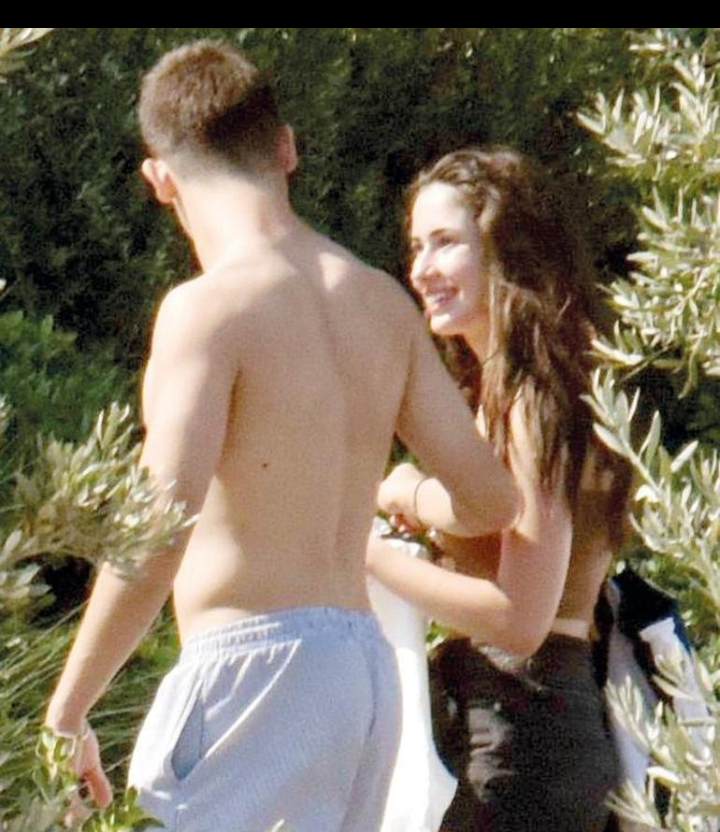 عکس آردا گولر و دورو نایمن در تعطیلات بودروم عکس آردا گولر و دورو نایمن در تعطیلات بودروم