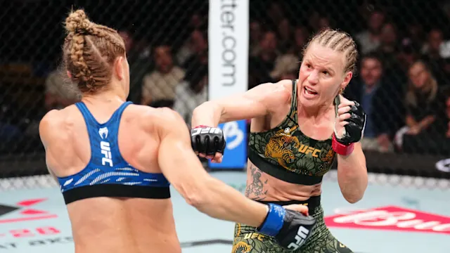 قهرمان فلایویت زنان UFC والنتینا شوچنکو قهرمان فلایویت زنان UFC والنتینا شوچنکو