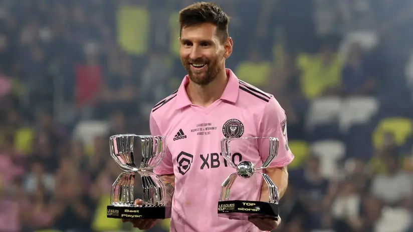 مسی و شایعات نقل‌وانتقالاتی