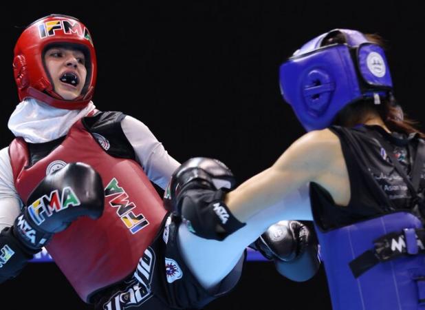 روژان بهنامی ۱۴ ساله قهرمان موی تای آسیا شد روژان بهنامی ۱۴ ساله قهرمان موی تای آسیا شد