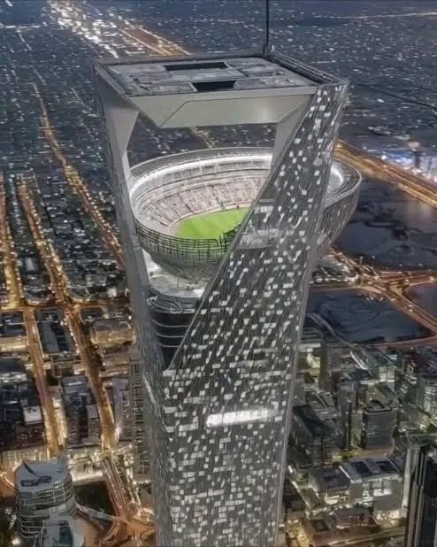 عربستان میزبان فوتبال در آسمان عربستان میزبان فوتبال در آسمان