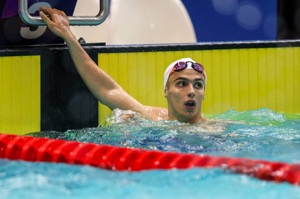 عکس متین سهران شناگر