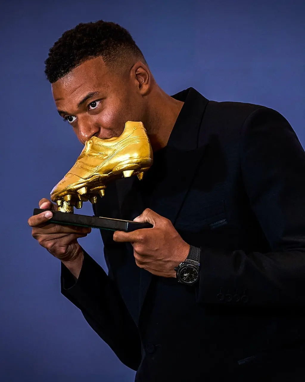 رکورد تاریخی امباپه تنها برنده سه‌گانه کفش طلا در جهان