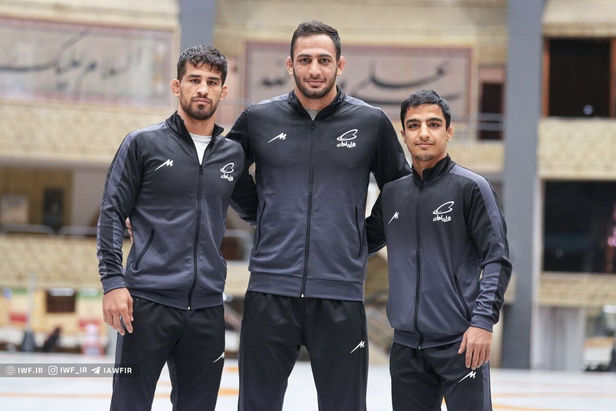 والپیپر امیر علی اذر پیرا ۲۰۲۵