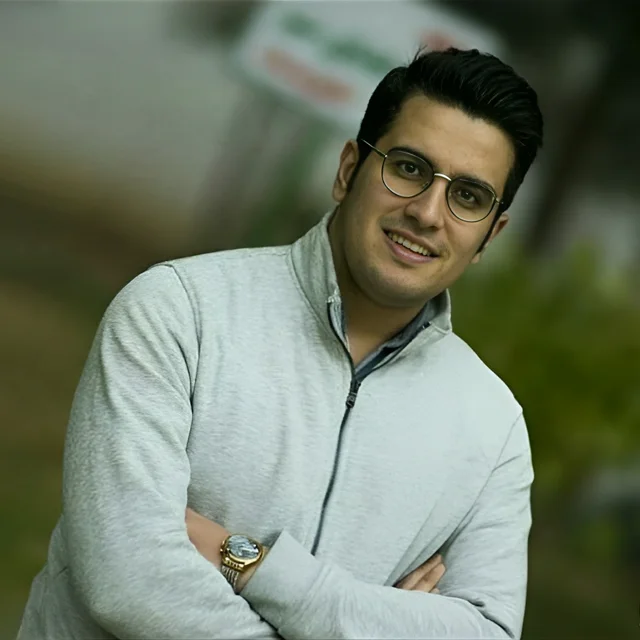 عکس امیرحسین قیاسی برای موبایل