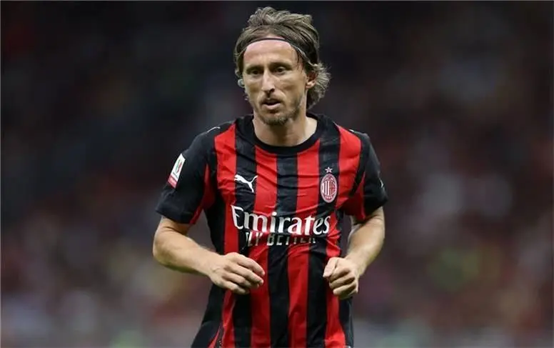 مودریچ بهترین بازیکن ماه میلان شد مودریچ بهترین بازیکن ماه میلان شد