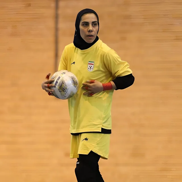 عکس فرزانه توسلی فوتسالیست