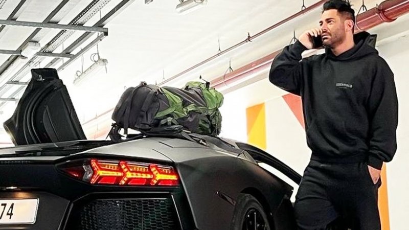 ماشین های محمدرضا گلزار ماشین های محمدرضا گلزار