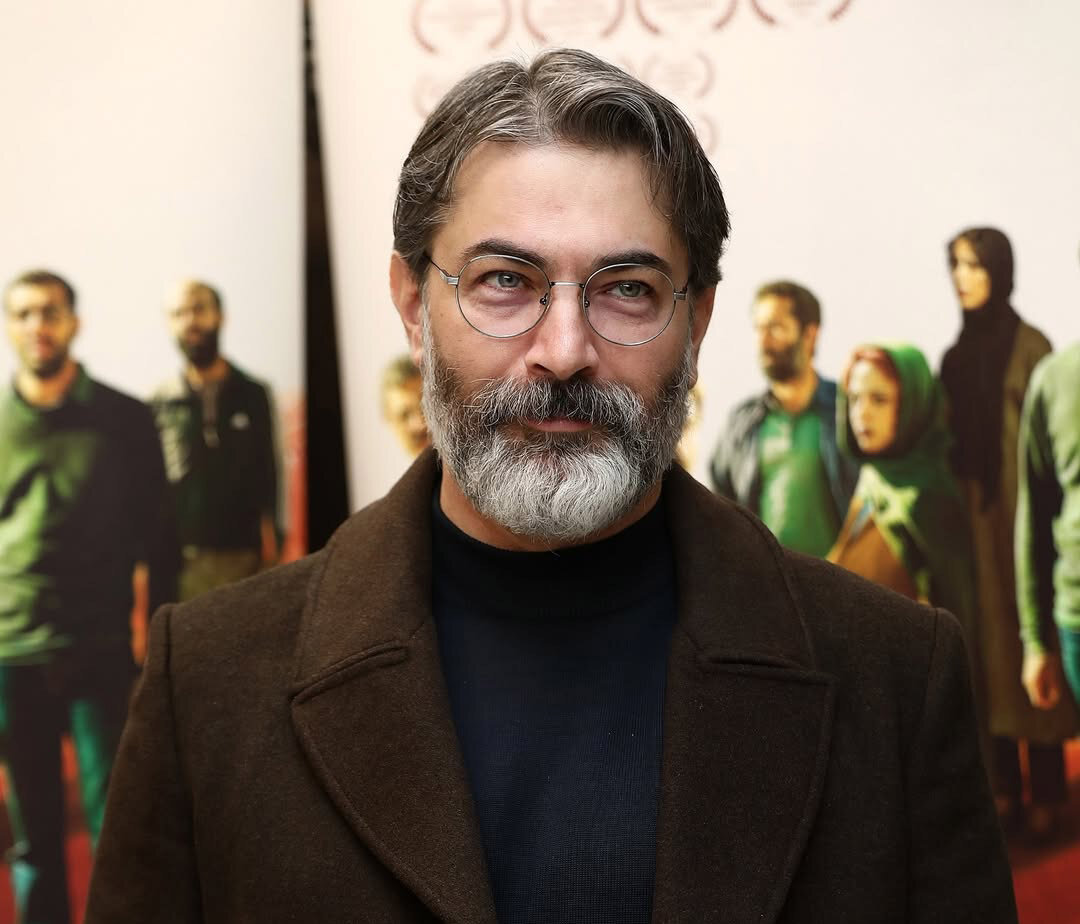 عکس حضور پارسا پیروزفر در مهمانی توقیف‌شده