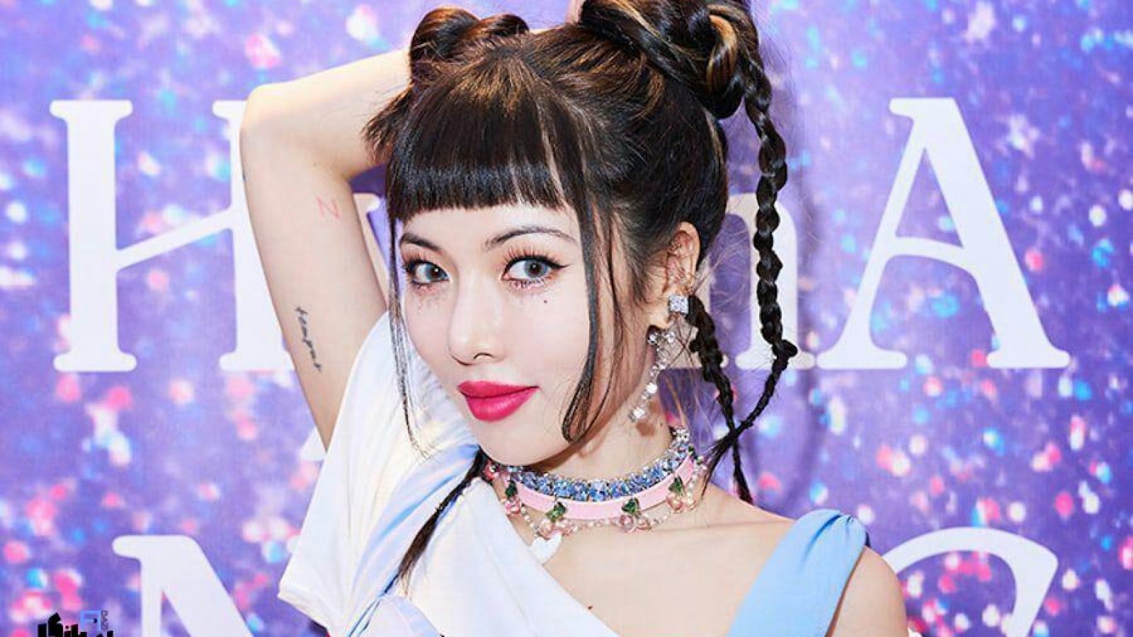 عکس لخت هیونا خواننده