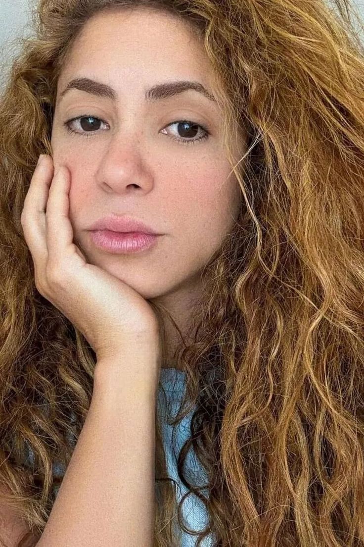 شکیرا عکس لخت